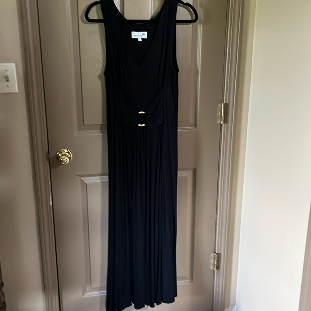 Maxi black dress.